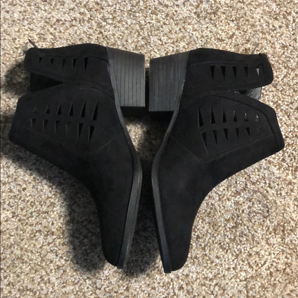 NWB Madden NYC Booties - Picture 4 of 8